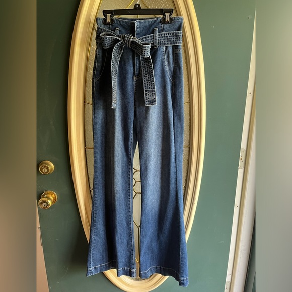 Sneak Peek Denim - Sneak Peek High-Waist Wide-Leg Blue Jeans with Tie Belt